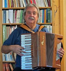 Dr. Renato Morelli